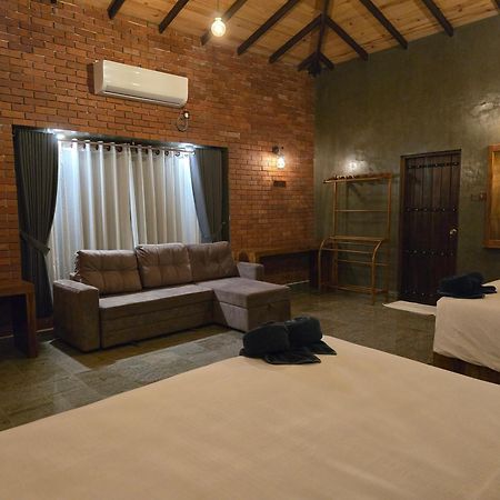 Ceylon Resort Wilpattu Exteriör bild